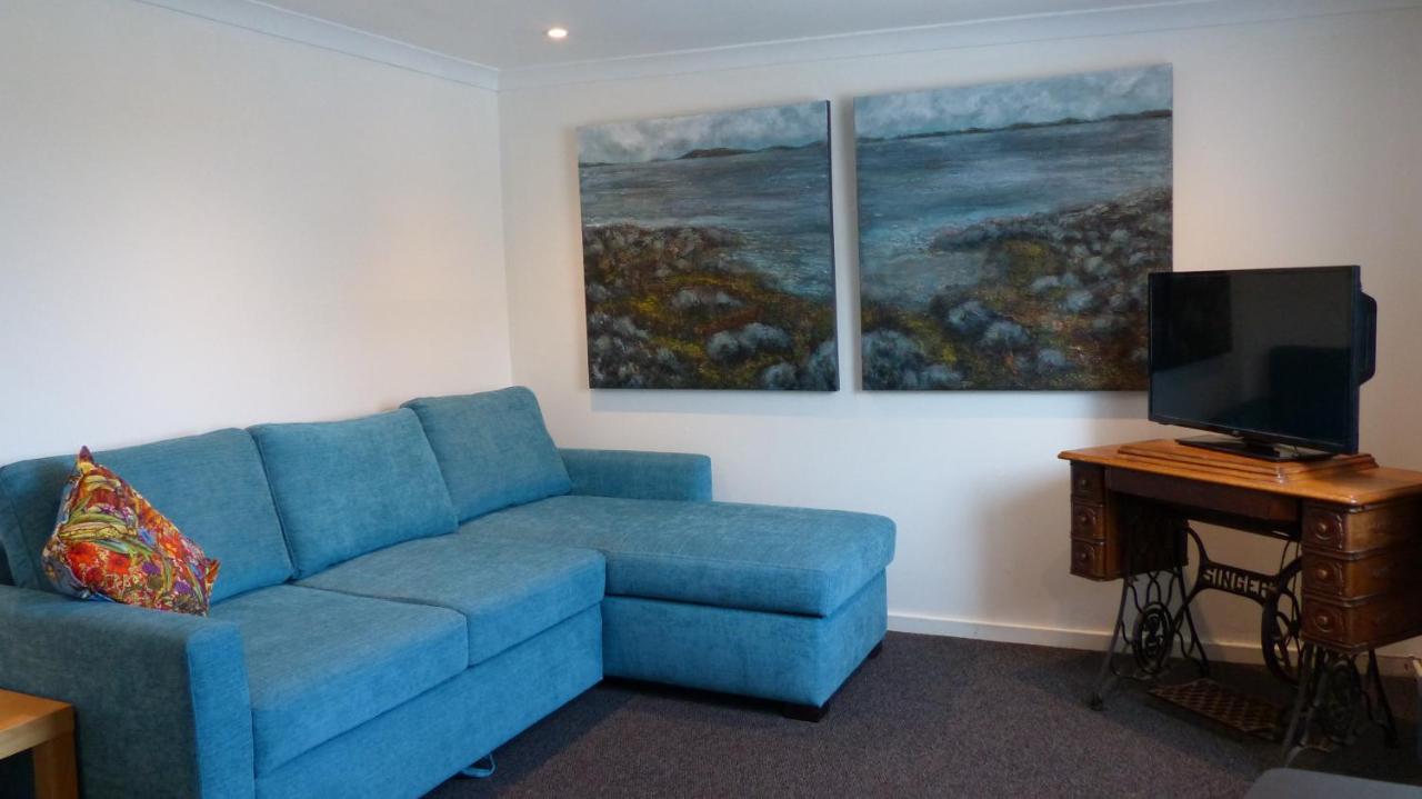 Relax In A 1 Bedroom Apartment Near A Country Pub Eyemouth Bagian luar foto