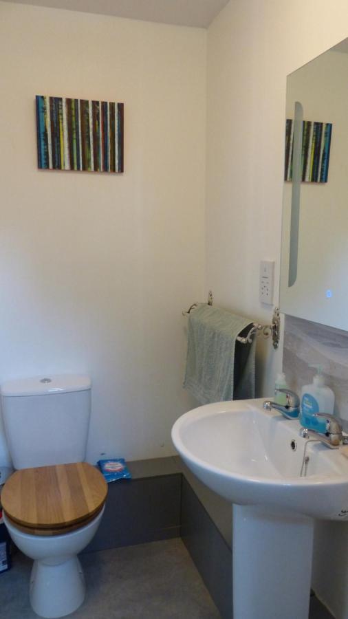 Relax In A 1 Bedroom Apartment Near A Country Pub Eyemouth Bagian luar foto